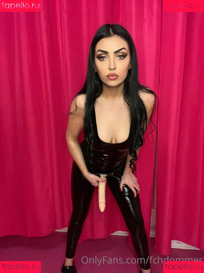 fchdommes Onlyfans Photo Gallery 
