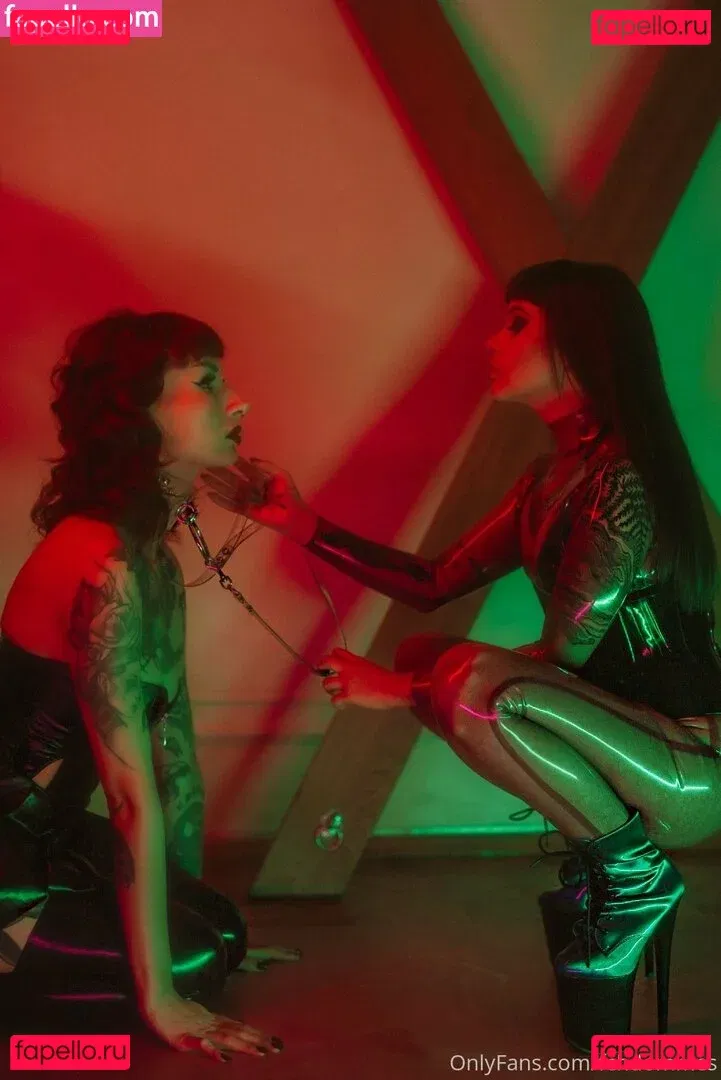 fchdommes Onlyfans Photo Gallery 