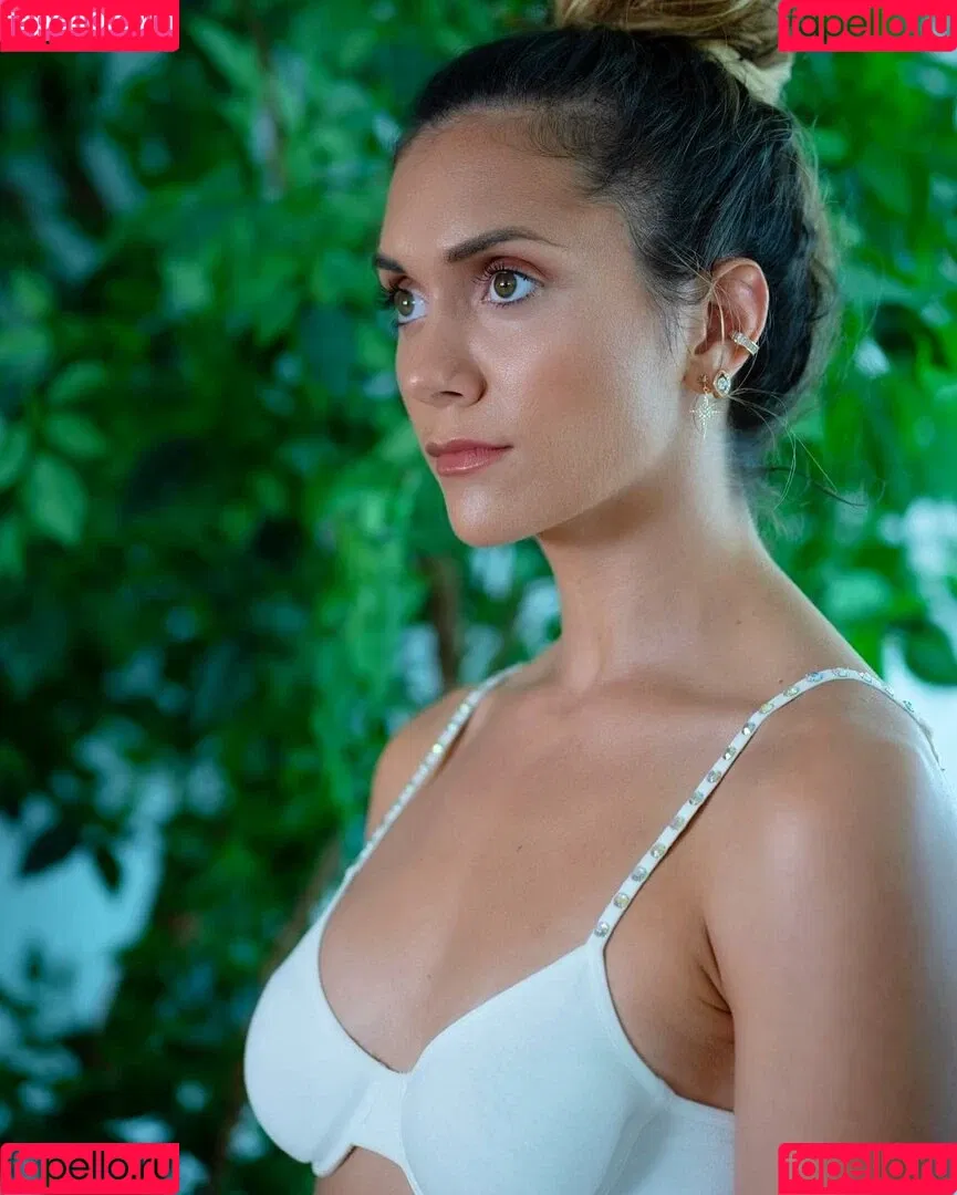 Alyson Stoner Onlyfans Photo Gallery 