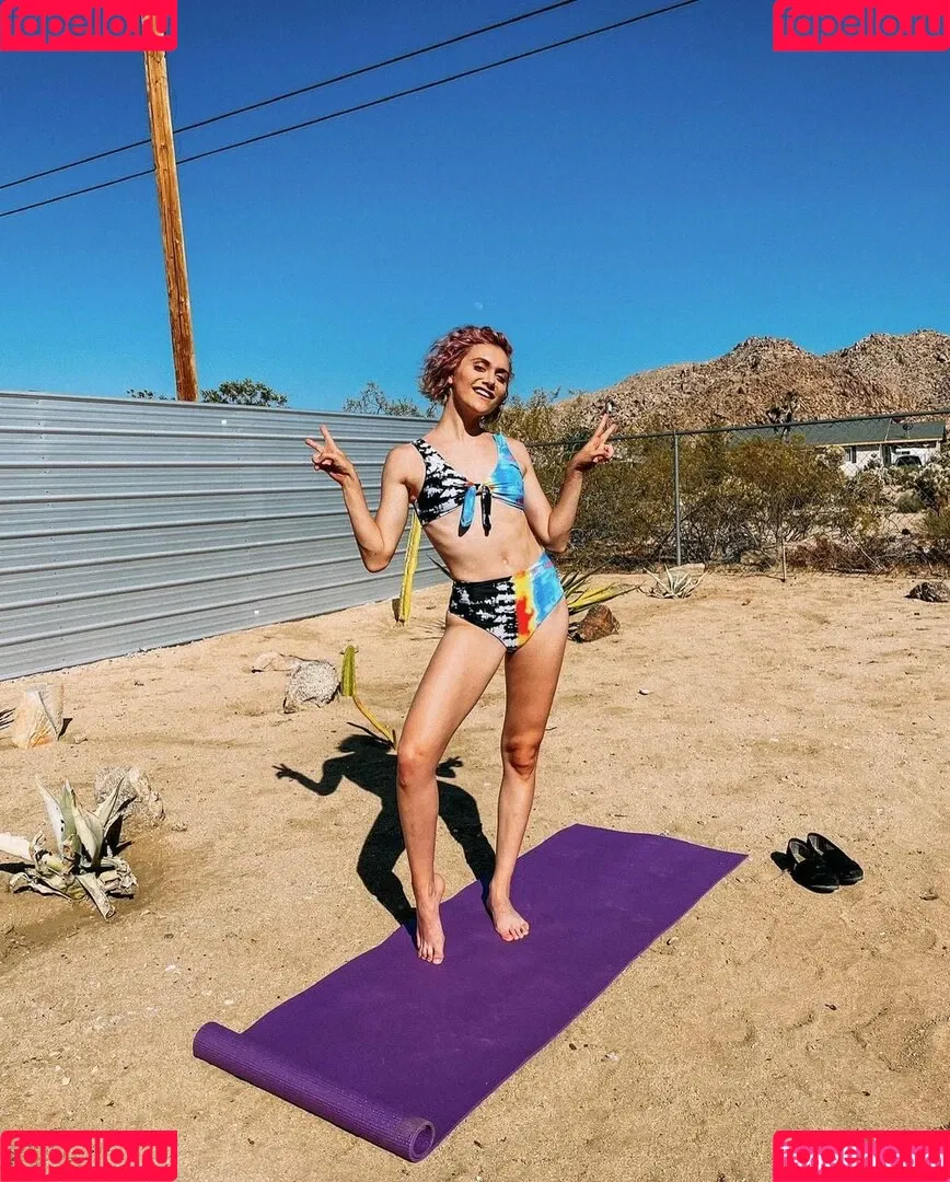 Alyson Stoner Onlyfans Photo Gallery 