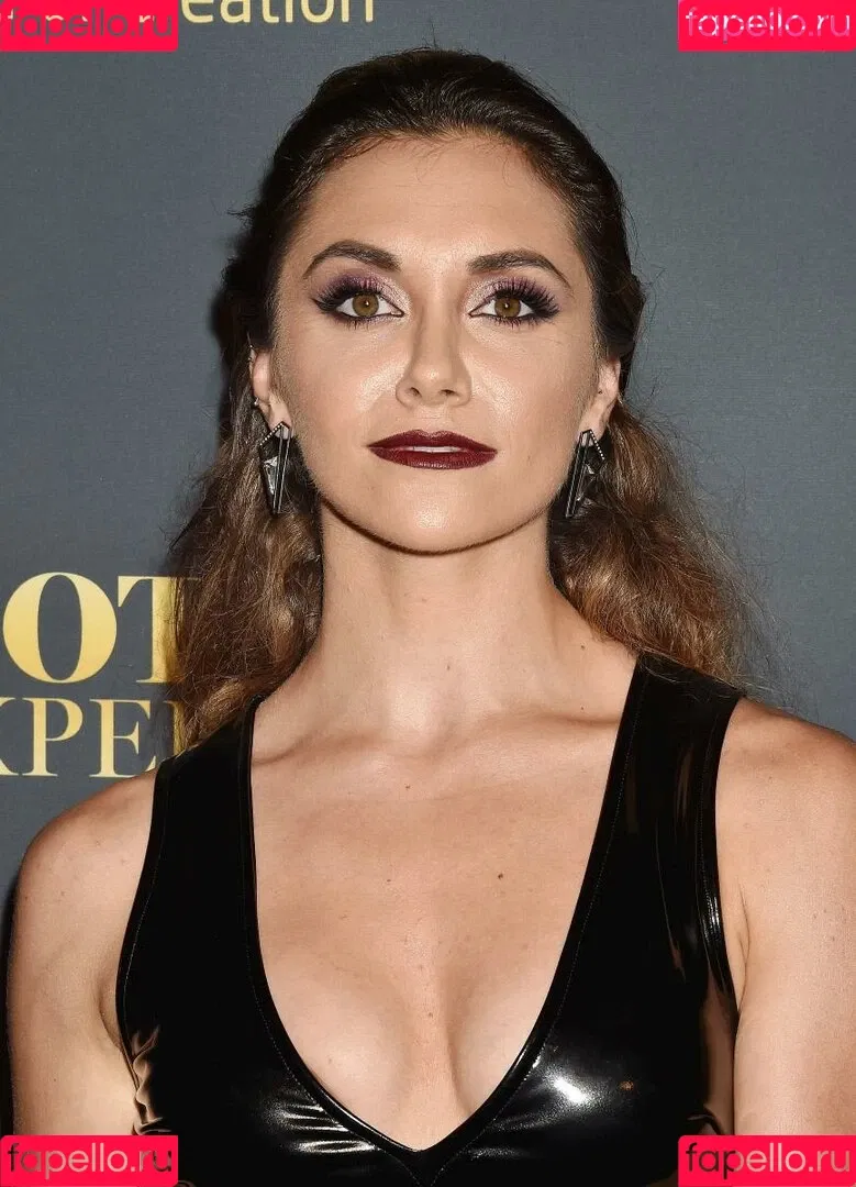 Alyson Stoner Onlyfans Photo Gallery 