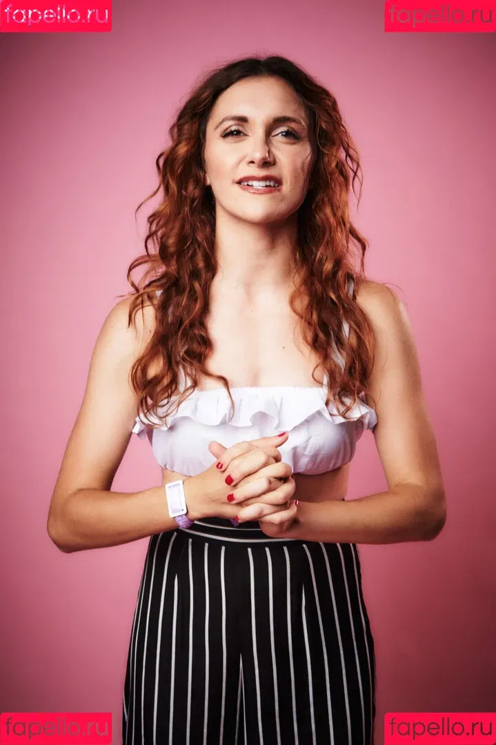 Alyson Stoner Onlyfans Photo Gallery 