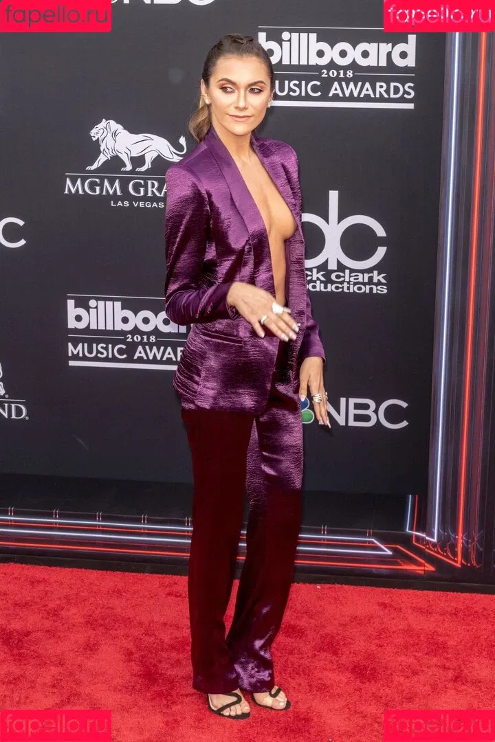 Alyson Stoner Onlyfans Photo Gallery 