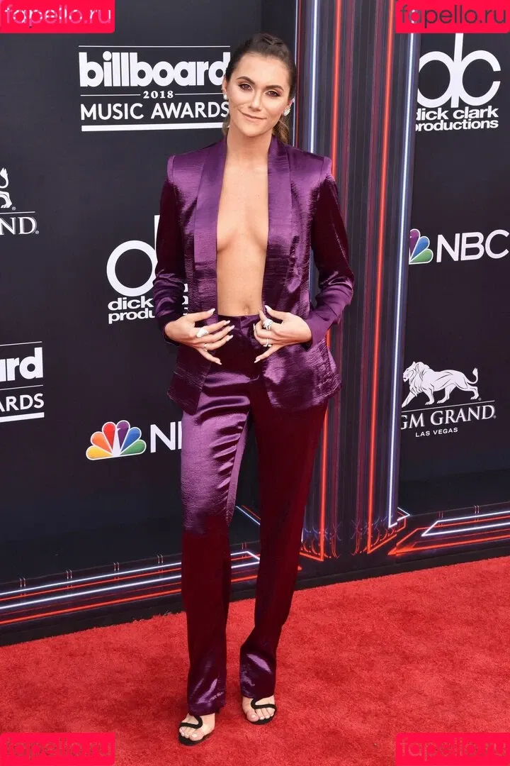 Alyson Stoner Onlyfans Photo Gallery 