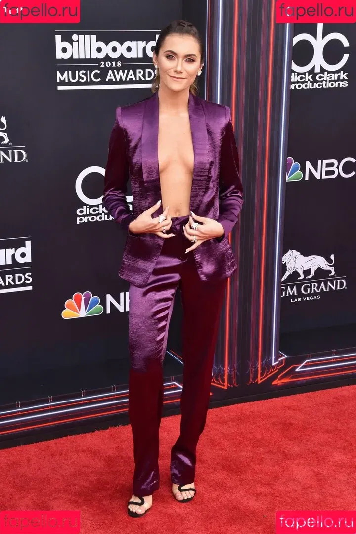 Alyson Stoner Onlyfans Photo Gallery 