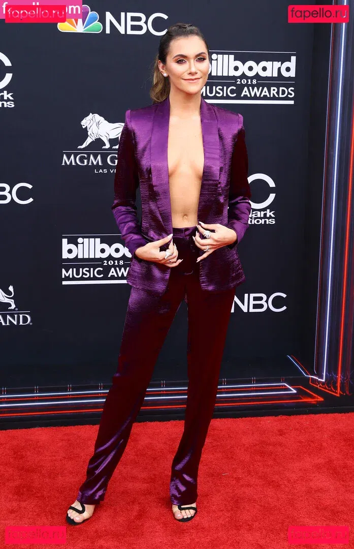 Alyson Stoner Onlyfans Photo Gallery 