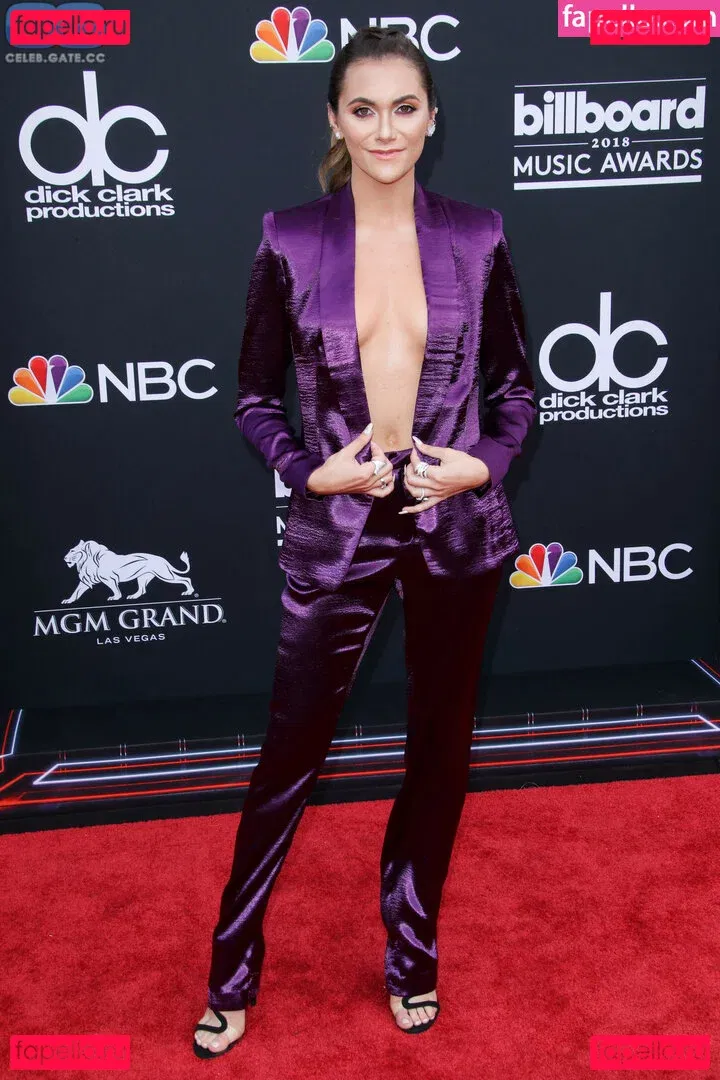 Alyson Stoner Onlyfans Photo Gallery 