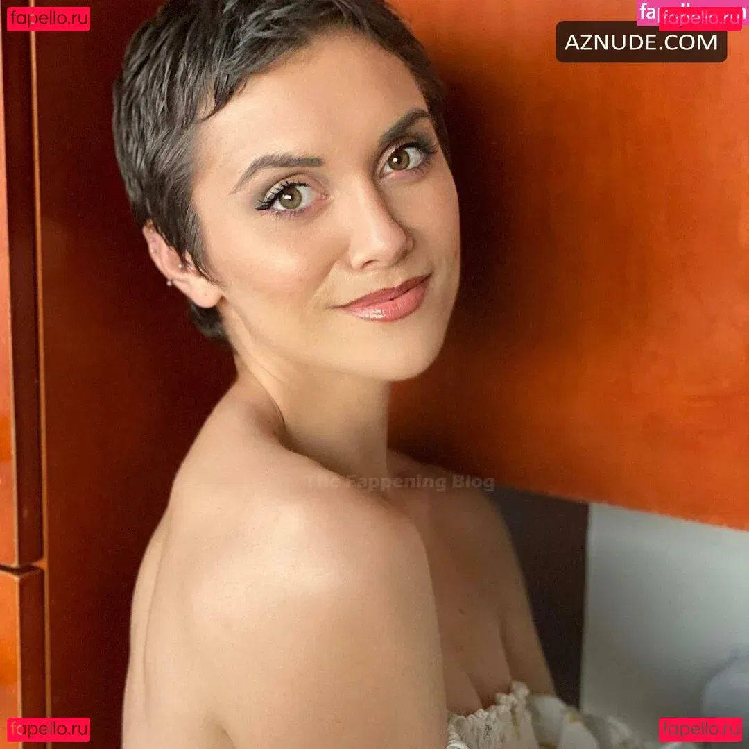 Alyson Stoner Onlyfans Photo Gallery 