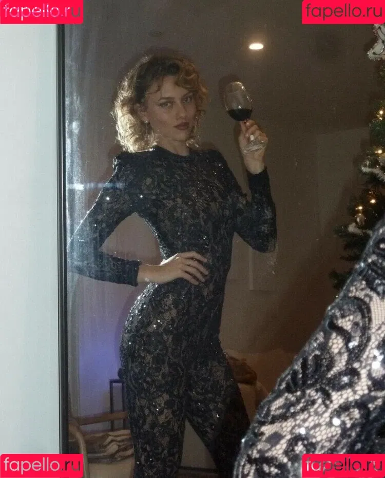Ella Kernkamp Onlyfans Photo Gallery 