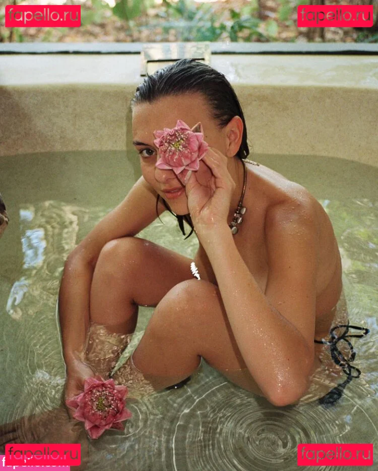 Ella Kernkamp Onlyfans Photo Gallery 