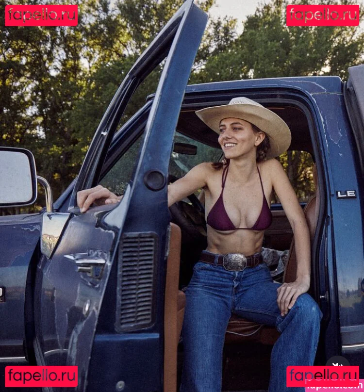 Ella Kernkamp Onlyfans Photo Gallery 