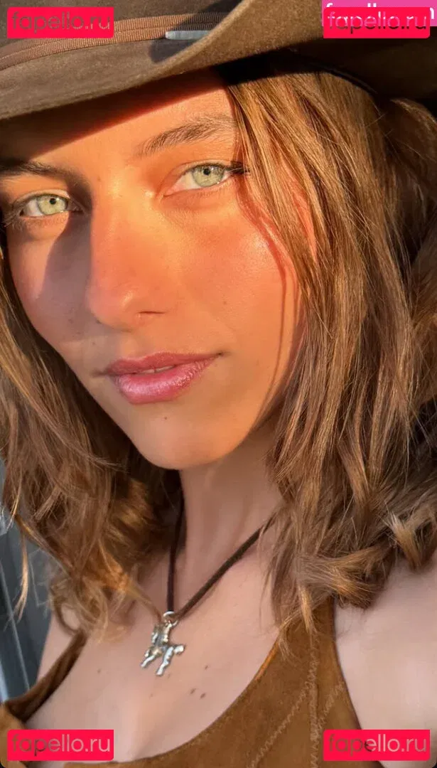 Ella Kernkamp Onlyfans Photo Gallery 