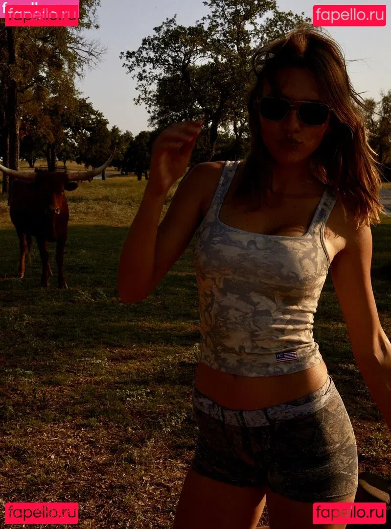 Ella Kernkamp Onlyfans Photo Gallery 