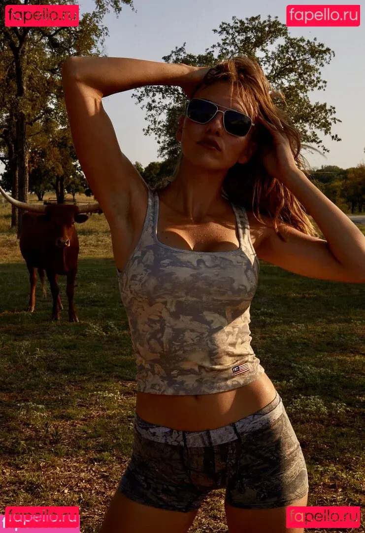 Ella Kernkamp Onlyfans Photo Gallery 