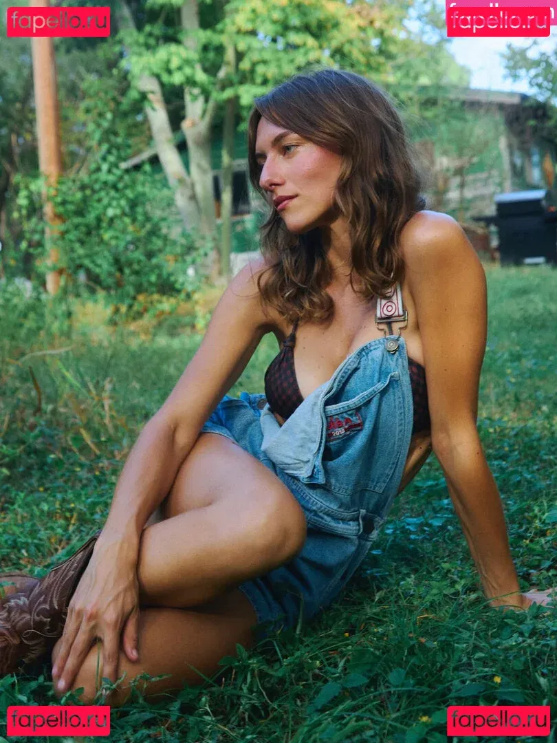 Ella Kernkamp Onlyfans Photo Gallery 