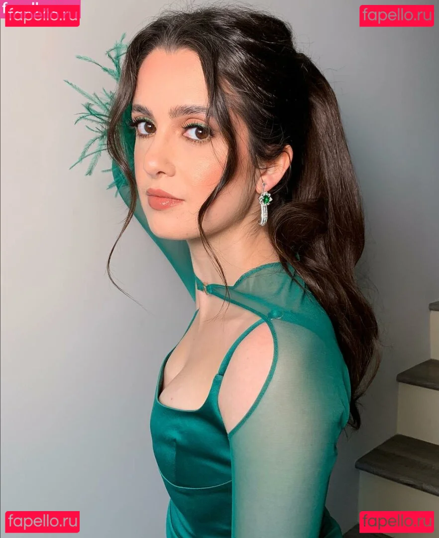 Laura Marano Onlyfans Photo Gallery 