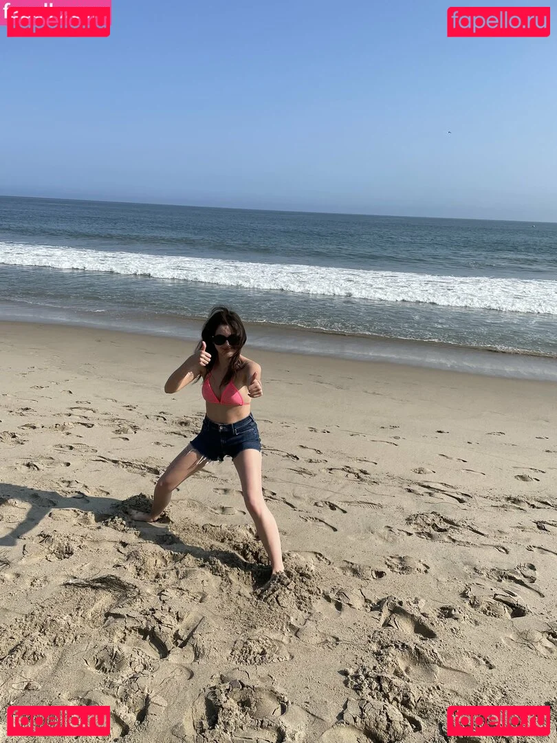 Laura Marano Onlyfans Photo Gallery 