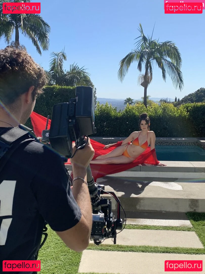 Laura Marano Onlyfans Photo Gallery 