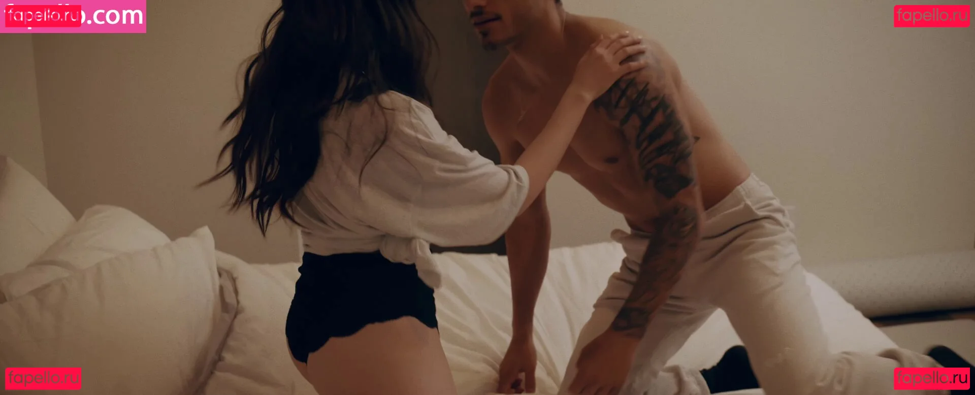 Laura Marano Onlyfans Photo Gallery 