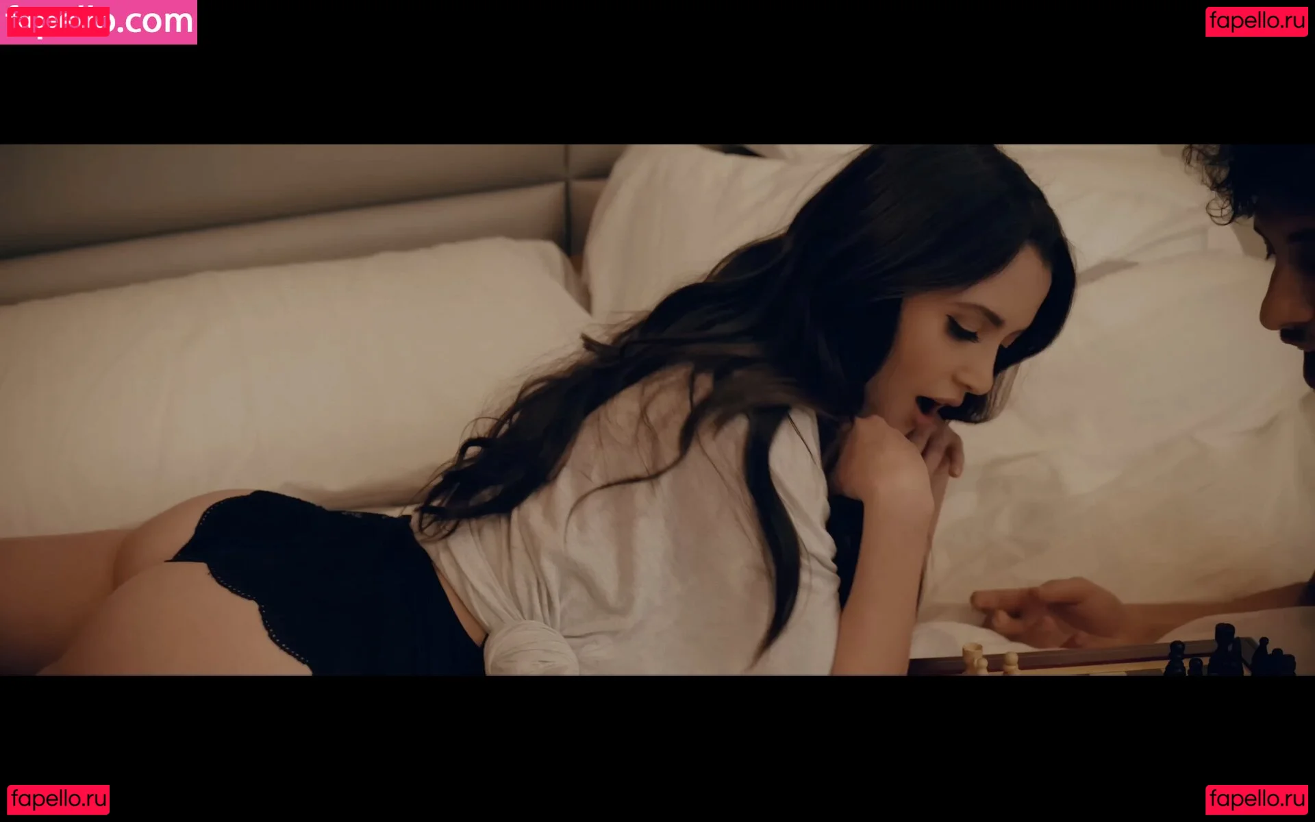 Laura Marano Onlyfans Photo Gallery 