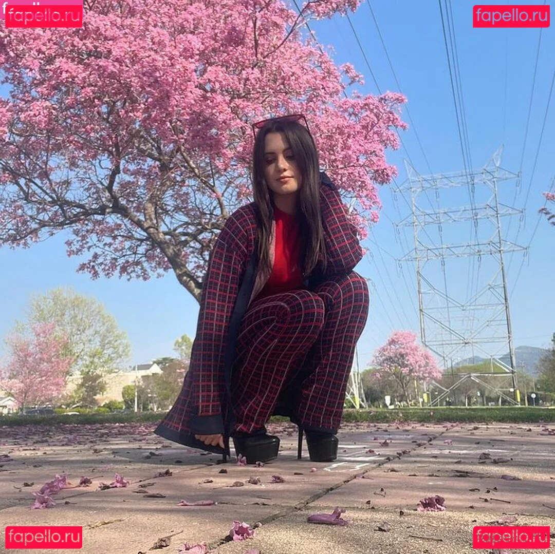 Laura Marano Onlyfans Photo Gallery 