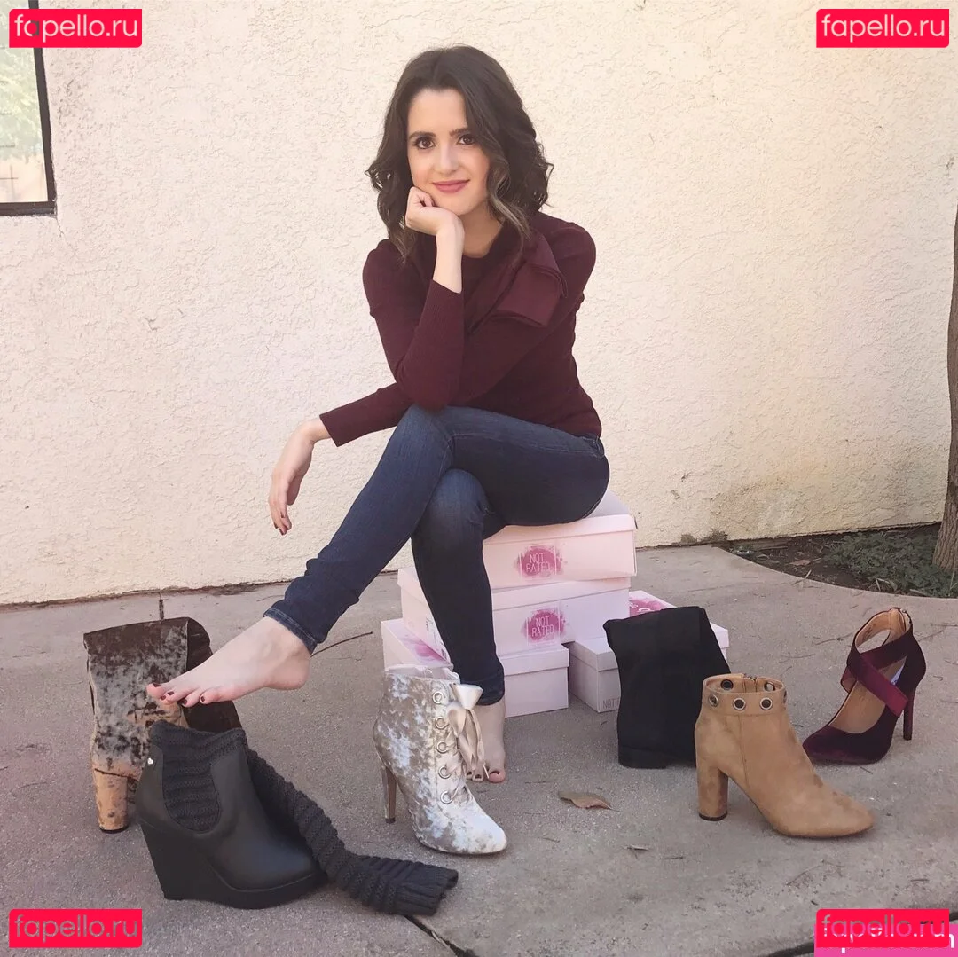 Laura Marano Onlyfans Photo Gallery 
