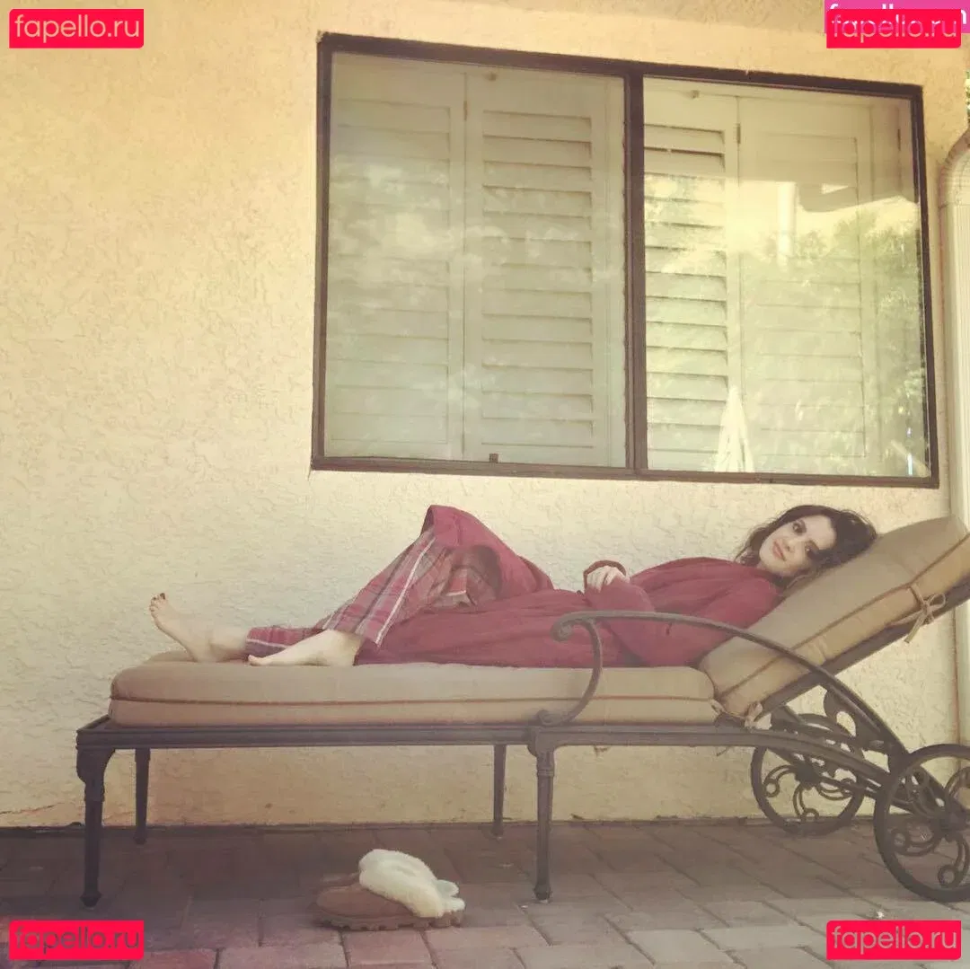 Laura Marano Onlyfans Photo Gallery 