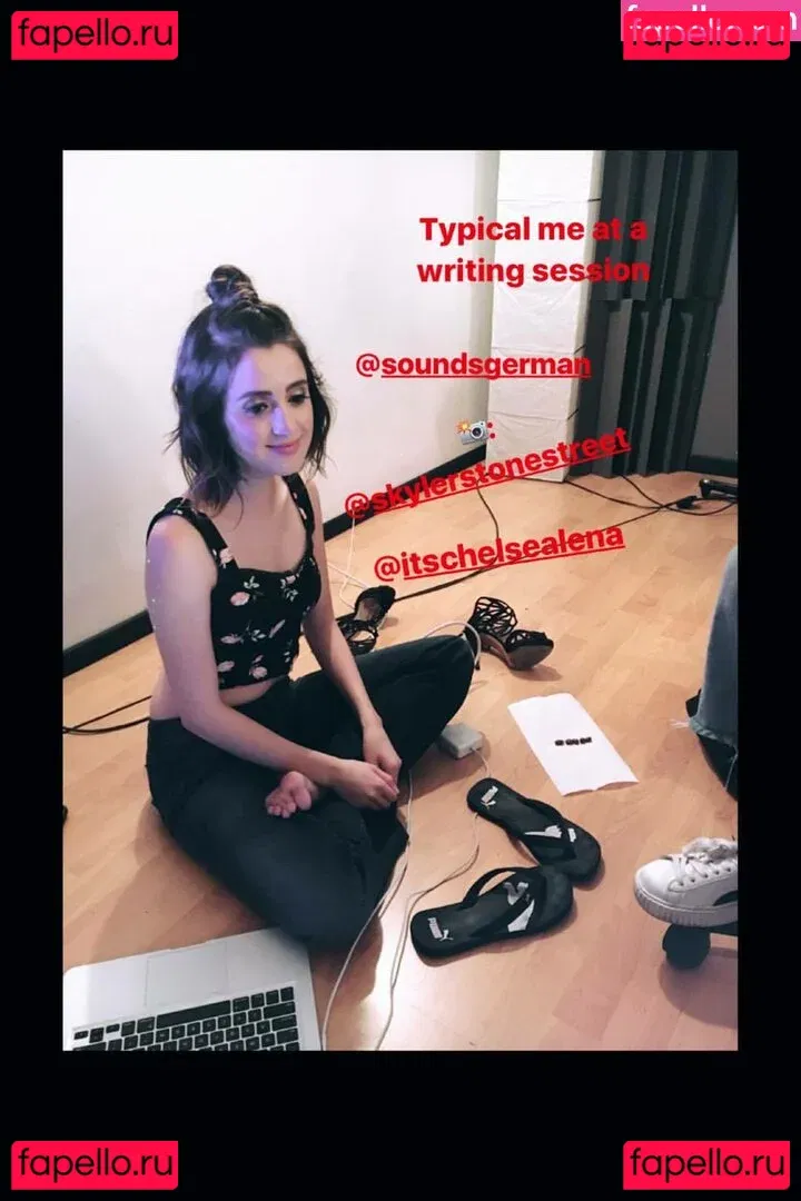 Laura Marano Onlyfans Photo Gallery 