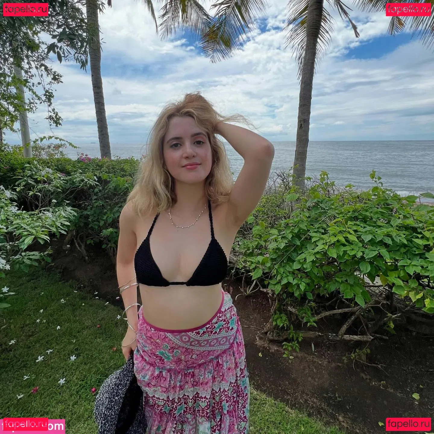 Laura Marano Onlyfans Photo Gallery 