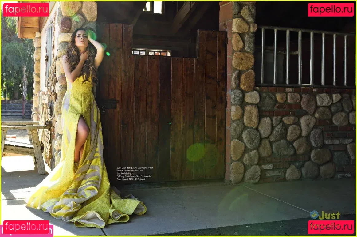 Laura Marano Onlyfans Photo Gallery 