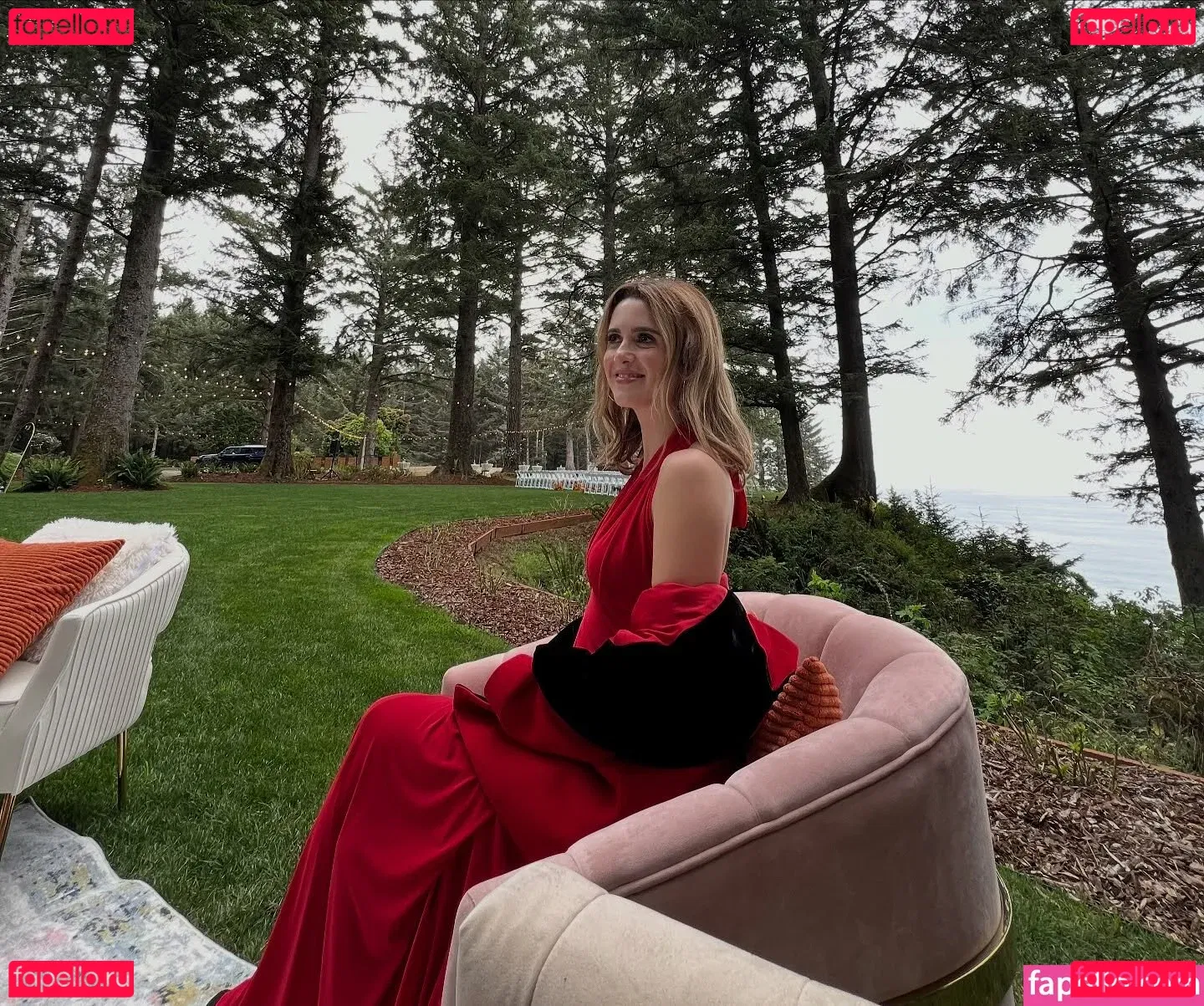 Laura Marano Onlyfans Photo Gallery 