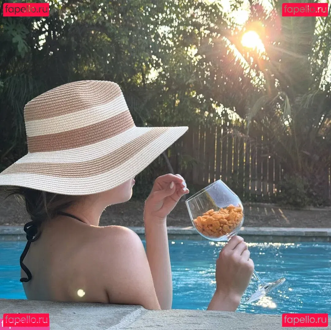 Laura Marano Onlyfans Photo Gallery 