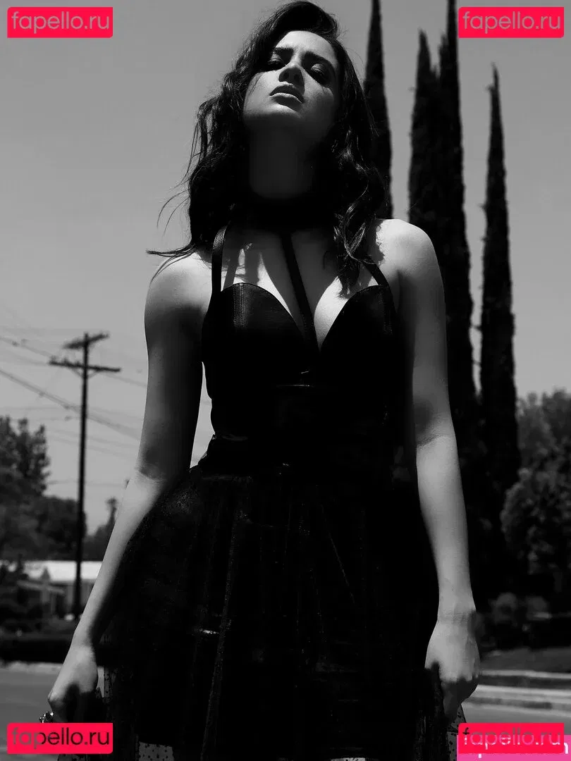 Laura Marano Onlyfans Photo Gallery 