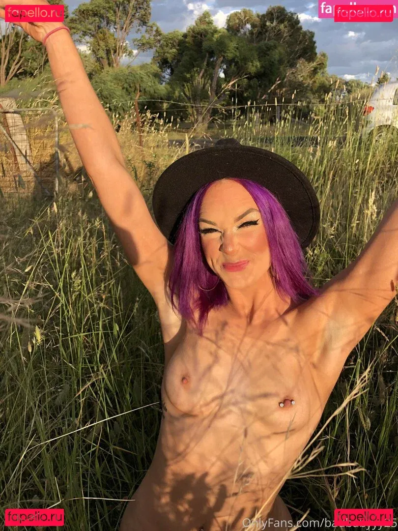 badbabyyy25 Onlyfans Photo Gallery 