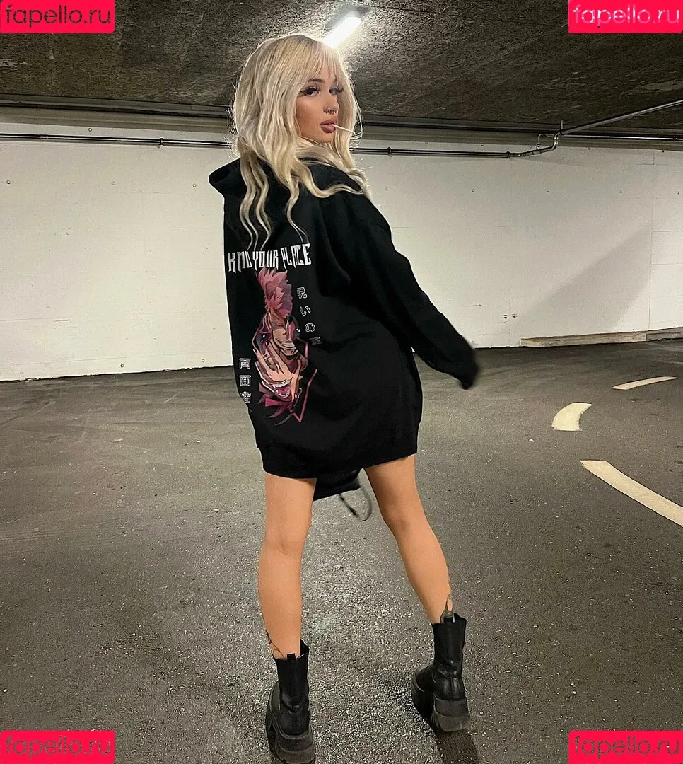 aesthymes Onlyfans Photo Gallery 