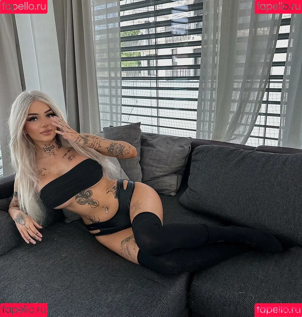 aesthymes Onlyfans Photo Gallery 
