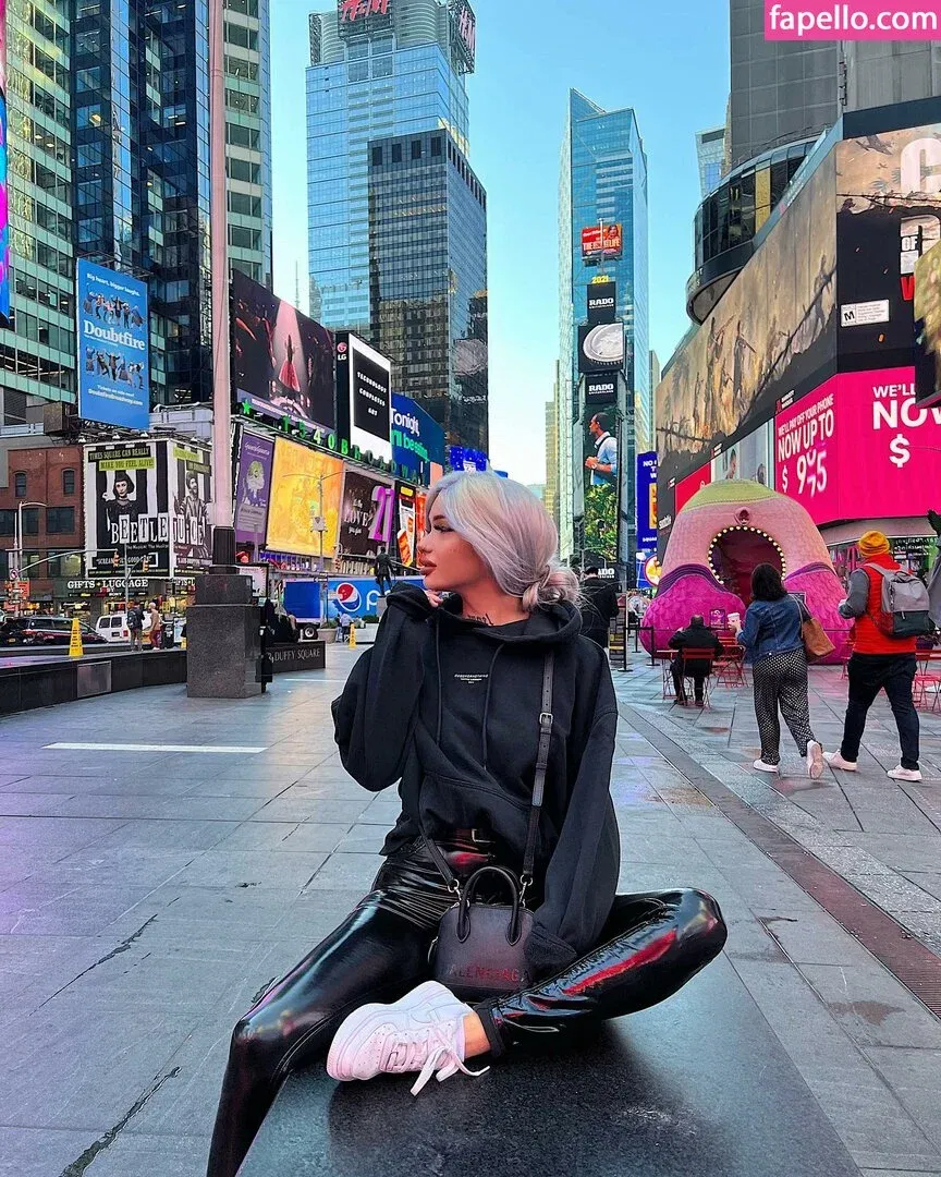 aesthymes Onlyfans Photo Gallery 