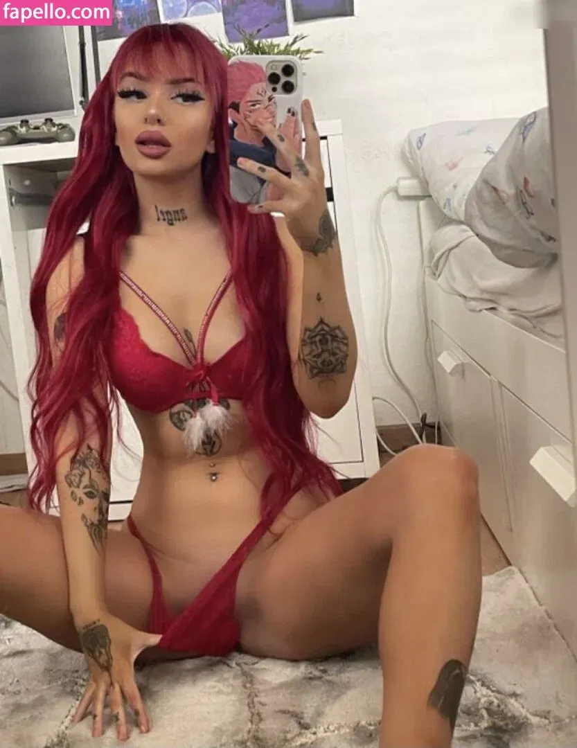 aesthymes Onlyfans Photo Gallery 