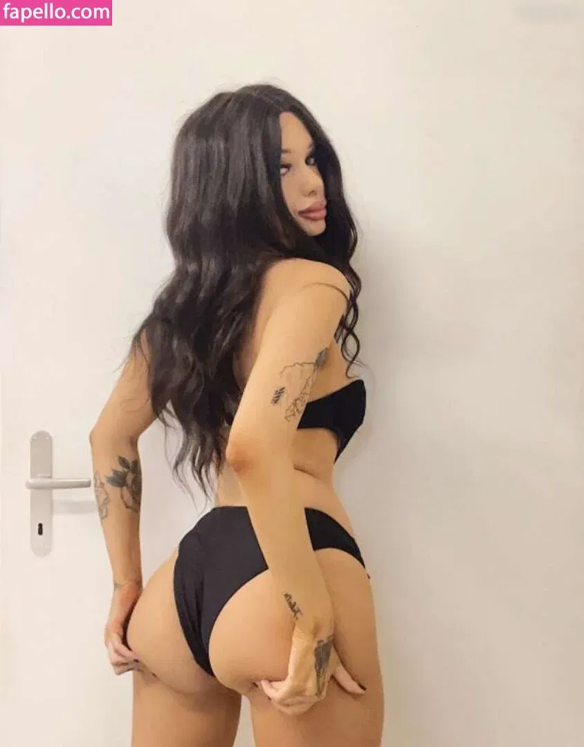 aesthymes Onlyfans Photo Gallery 