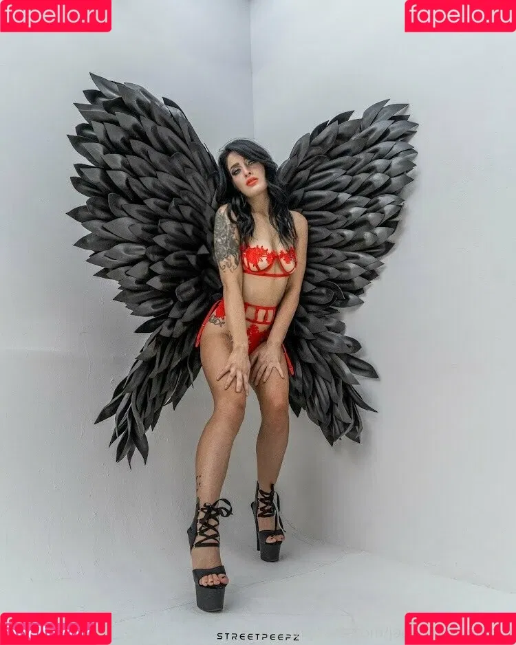 jademoon_official Onlyfans Photo Gallery 