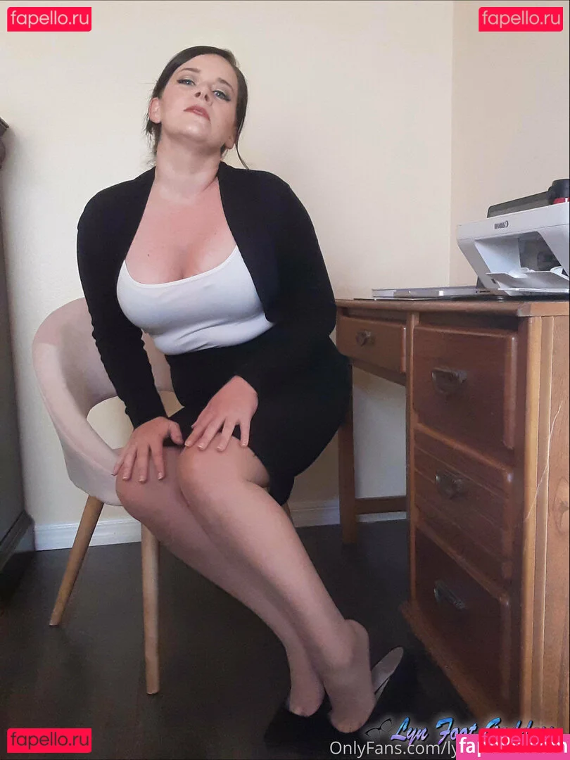 lynfootgoddess Onlyfans Photo Gallery 