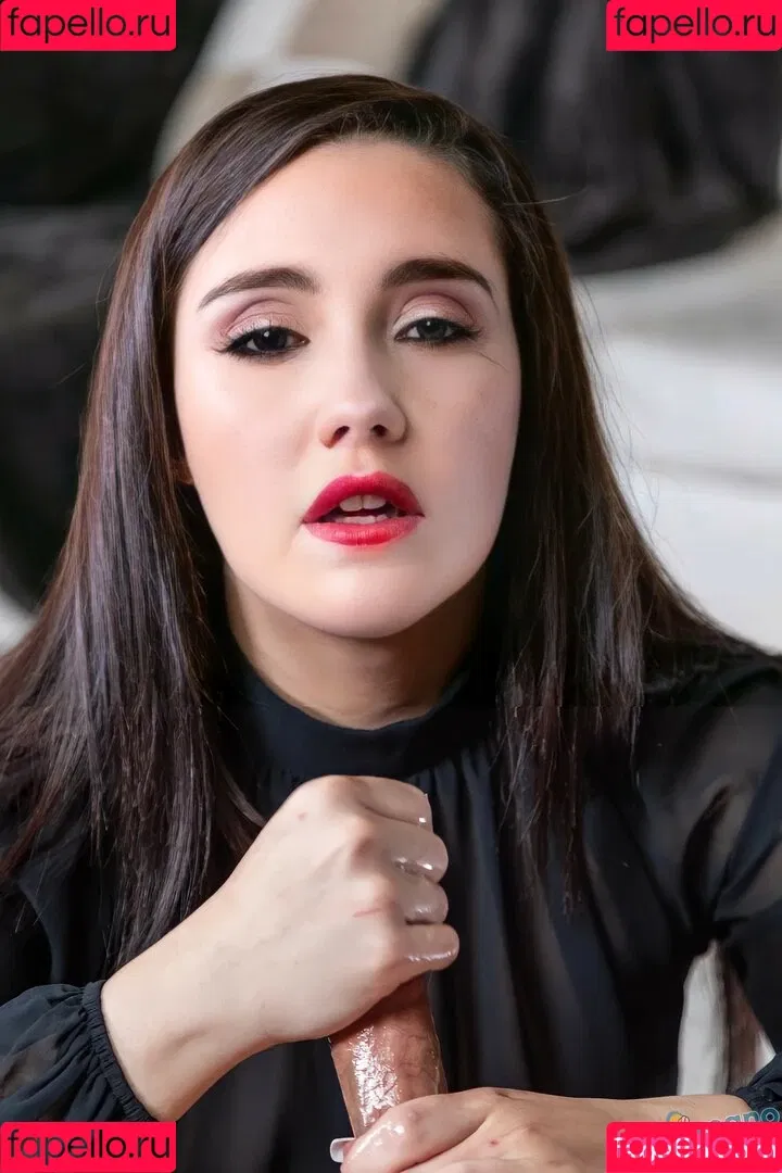 Dulce Maria Onlyfans Photo Gallery 