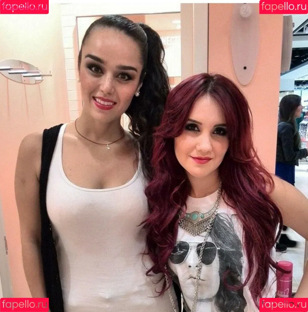 Dulce Maria Onlyfans Photo Gallery 