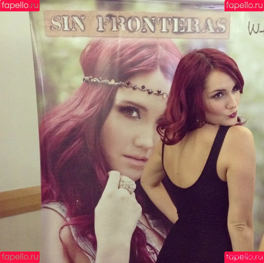 Dulce Maria Onlyfans Photo Gallery 