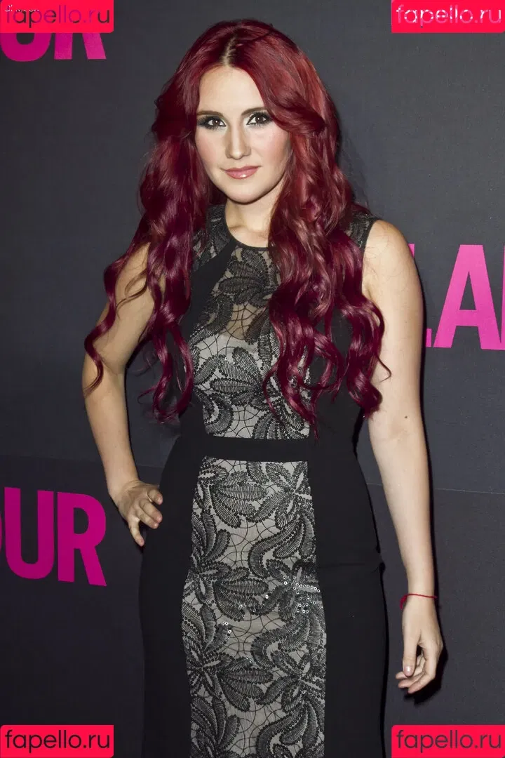 Dulce Maria Onlyfans Photo Gallery 