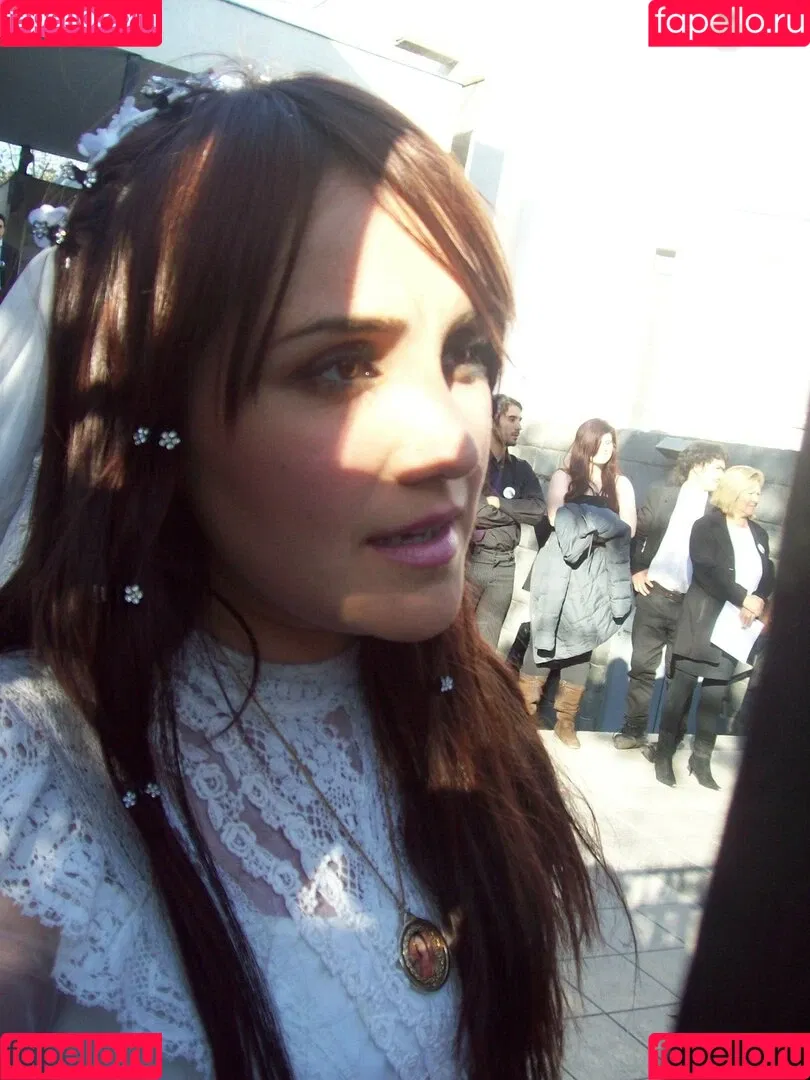Dulce Maria Onlyfans Photo Gallery 
