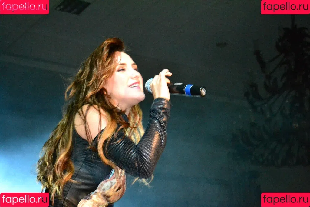 Dulce Maria Onlyfans Photo Gallery 