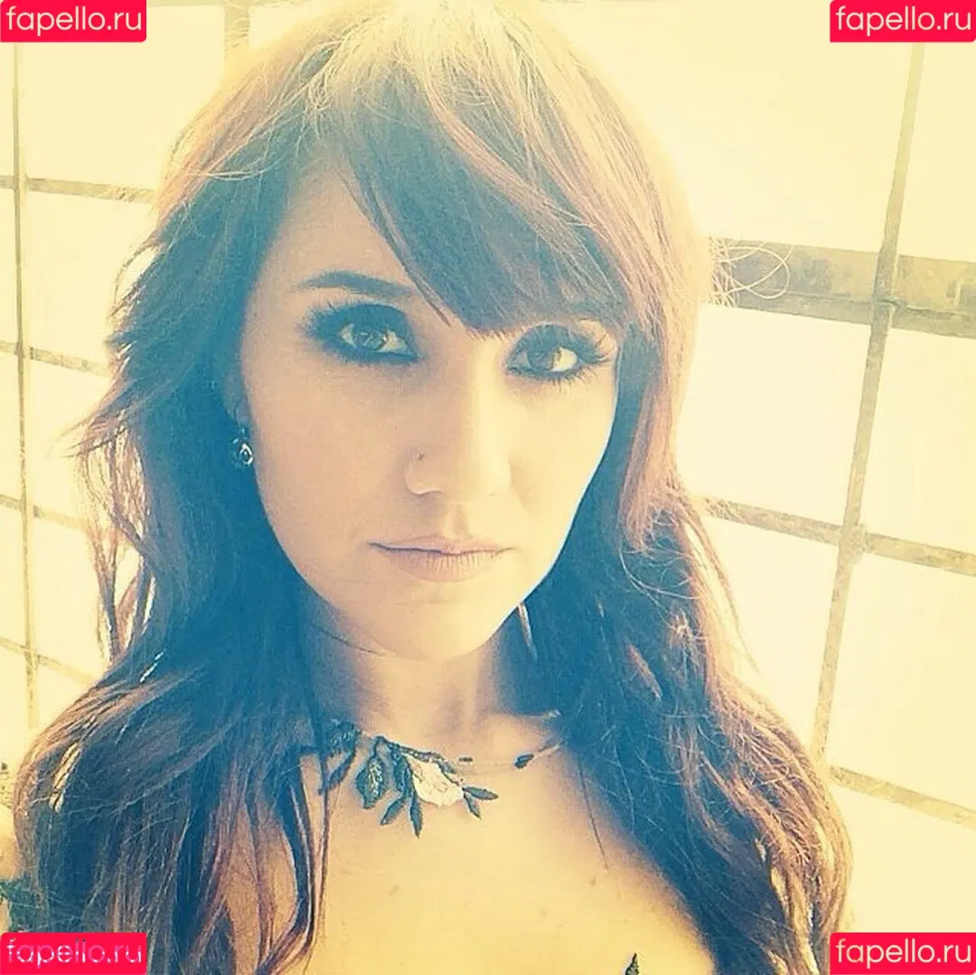 Dulce Maria Onlyfans Photo Gallery 