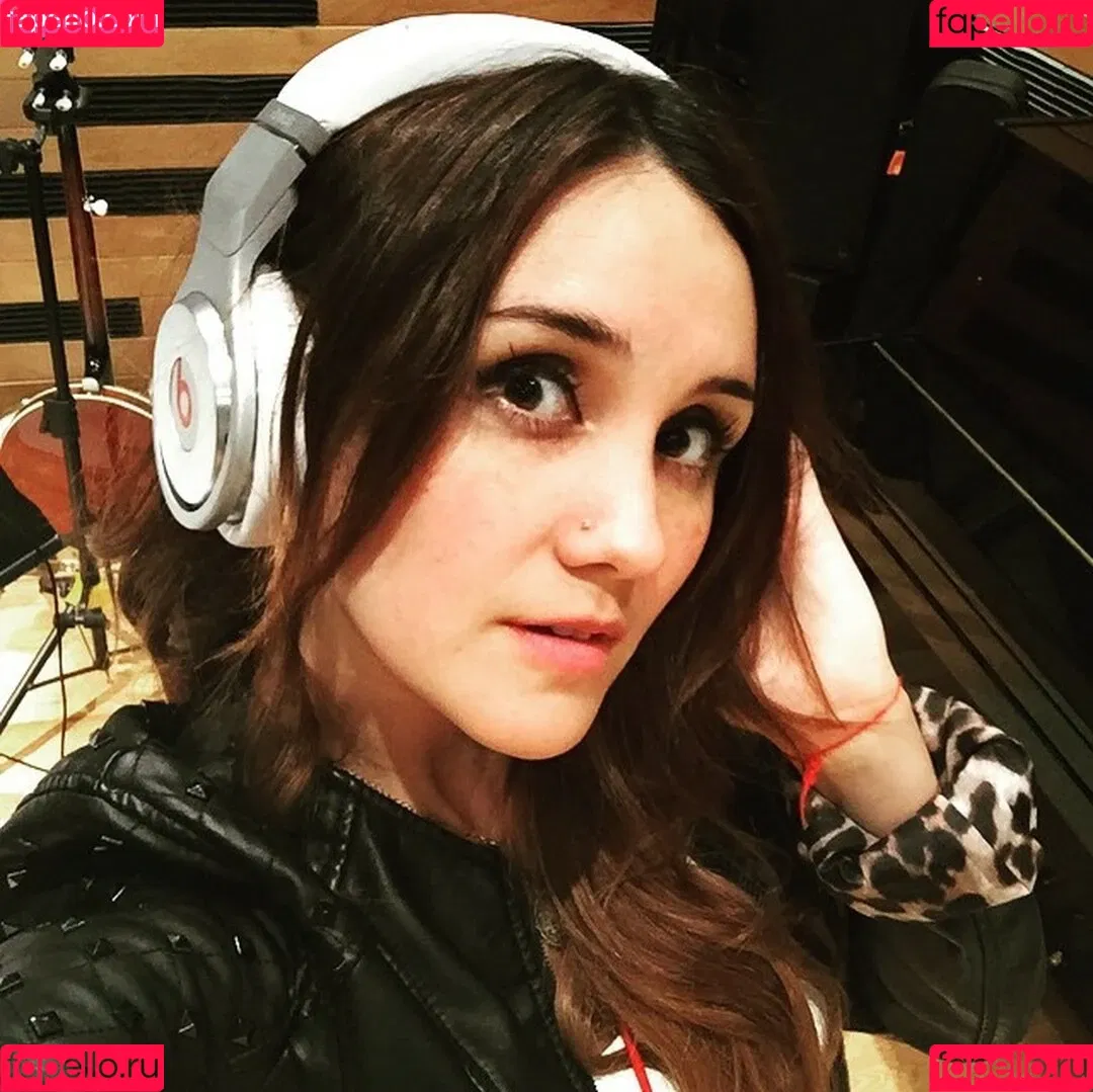 Dulce Maria Onlyfans Photo Gallery 