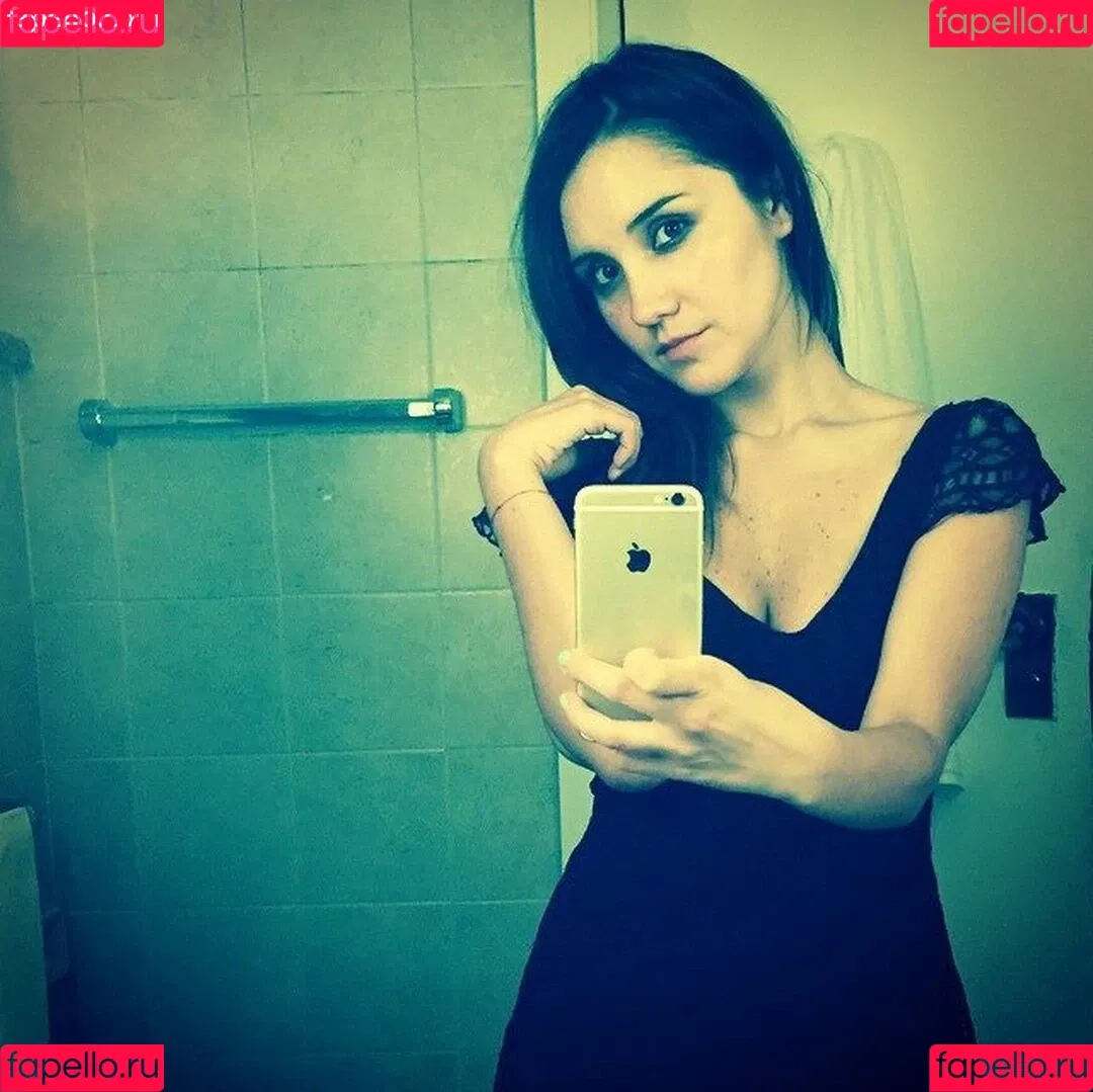 Dulce Maria Onlyfans Photo Gallery 